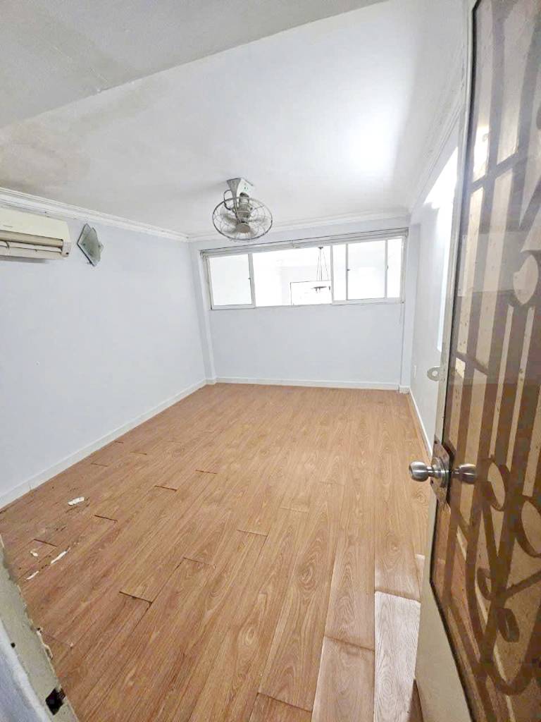 Bán nhà 2 lầu mặt tiền kinh doanh đường Hưng Phú P.8 Quận 8